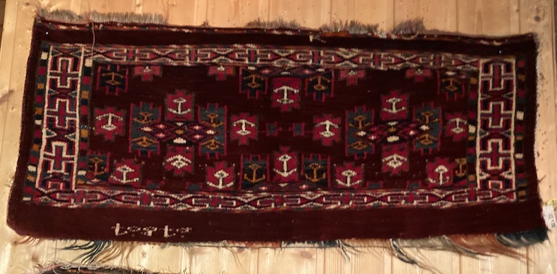 Nr. 47: Torba, Turkmenistan, 19. Jh., geknüpft,86 x 37 cm